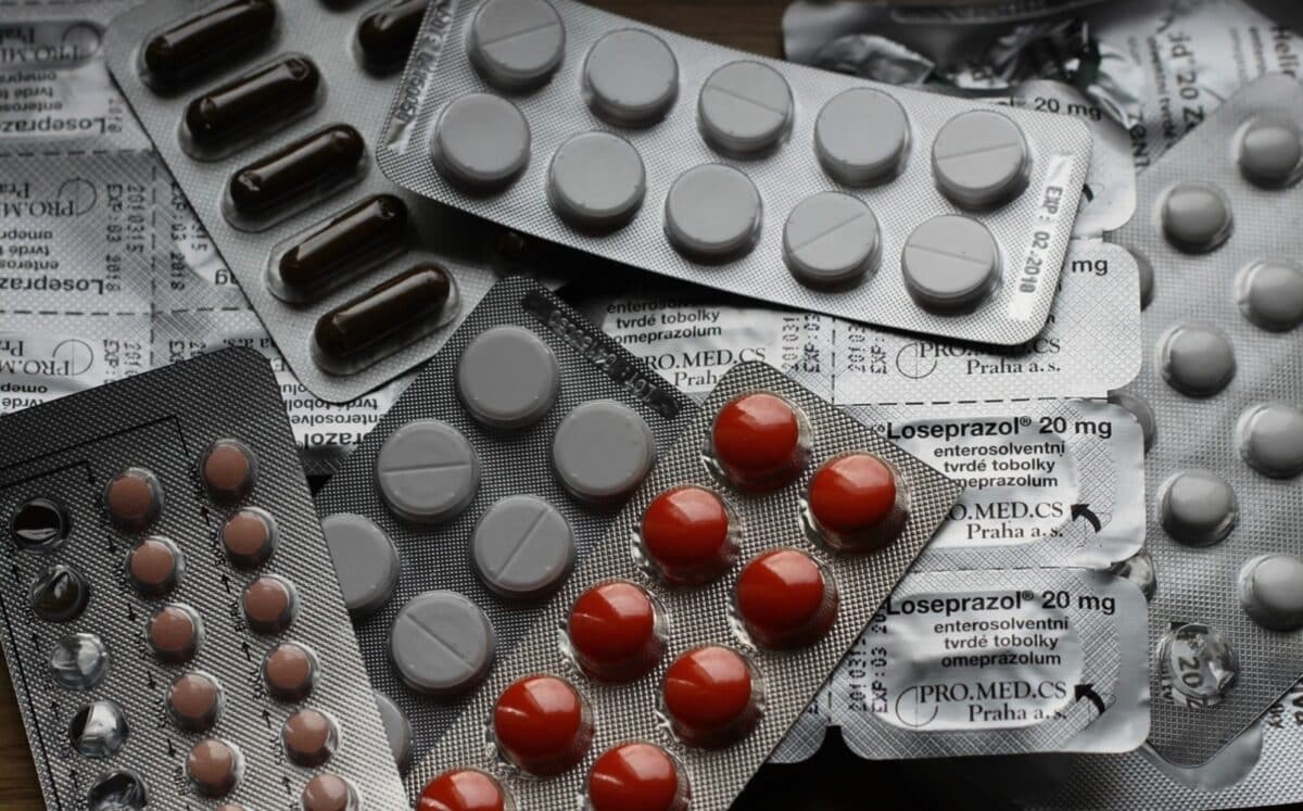 Un estudio identificó con precisión los medicamentos más tóxicos para el hígado