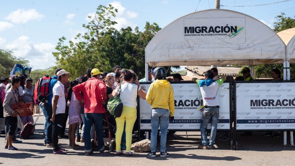 Más del 80 % de los migrantes venezolanos en Colombia no cuenta con el Permiso Especial de Permanencia
