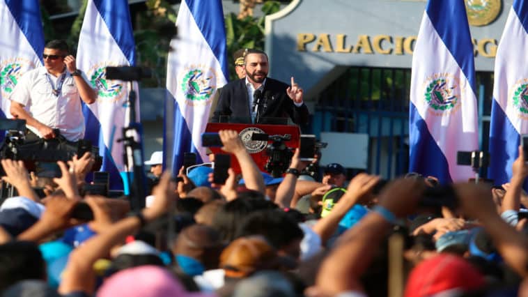 Los contrastes de la crisis política que vive El Salvador