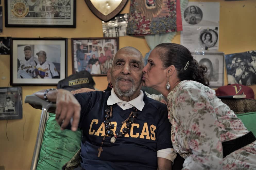 Chivita Lezama: memorias de un fanático con 101 años de vida