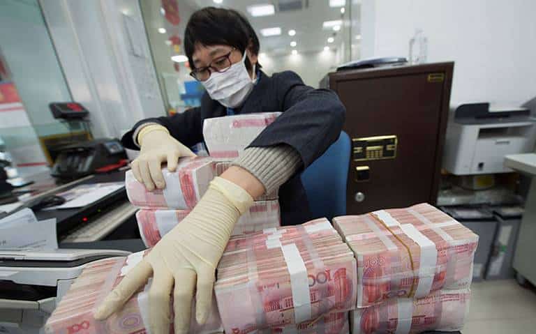 La razón por la que China está destruyendo y reemplazando billetes