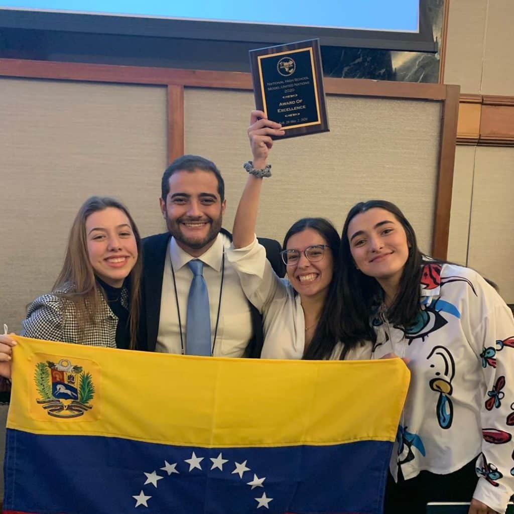 Las jóvenes venezolanas que lograron el Premio a la Excelencia en Modelo de la ONU