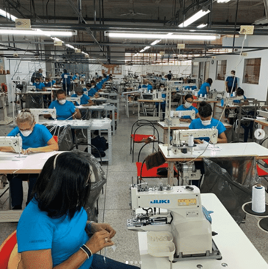 Empresa textil venezolana se reinventa en solidaridad por el Covid-19