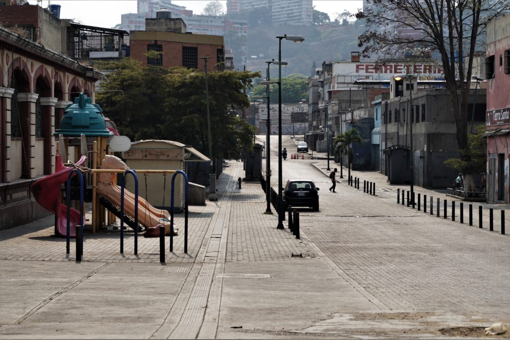 Foto ensayo: La cuarentena anda a pie