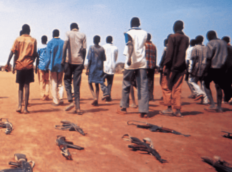 El invisible reclutamiento de niños, niñas y adolescentes en la violencia