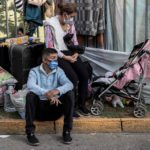 Atrapado en Perú y sin poder conocer a su hija recién nacida en Venezuela