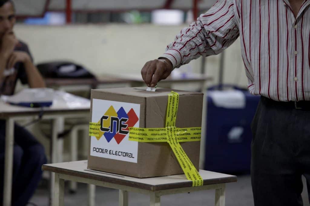 El 6 de diciembre: CNE del régimen convocó elecciones parlamentarias