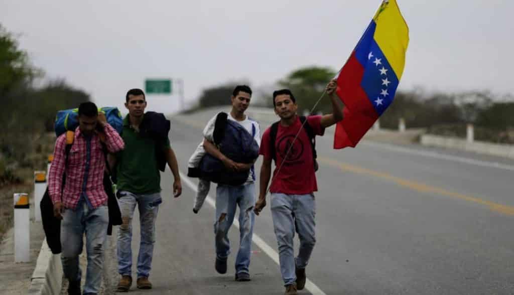 Regresar o quedarse en el exterior: las dos caras de la migración venezolana en Chile