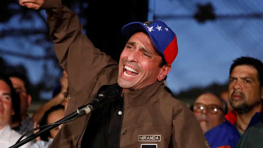 Capriles inhabilitado