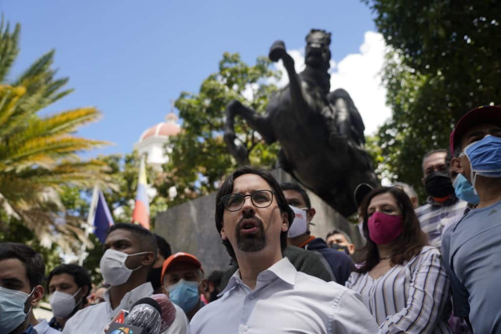 Freddy Guevara y su salida de la Embajada de Chile en Caracas
