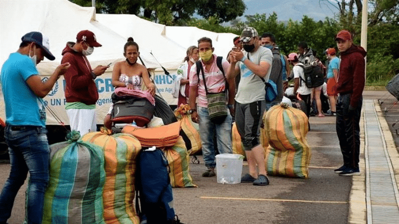 Los migrantes venezolanos buscan retornar al país