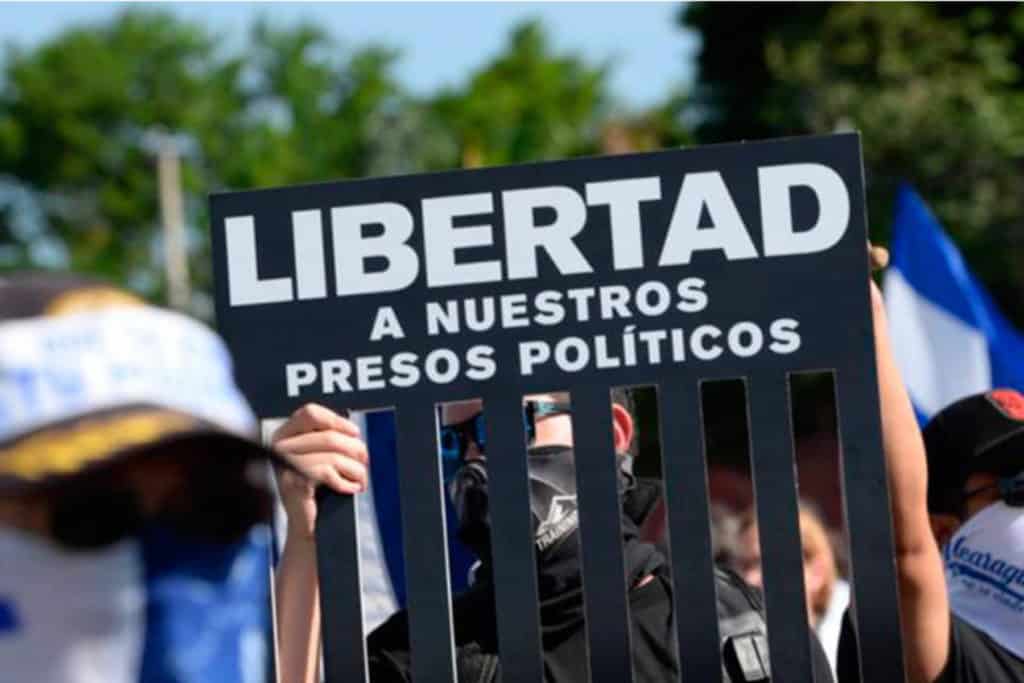 Excarcelaron con régimen de presentación a adultos mayores detenidos por protestar en Vargas