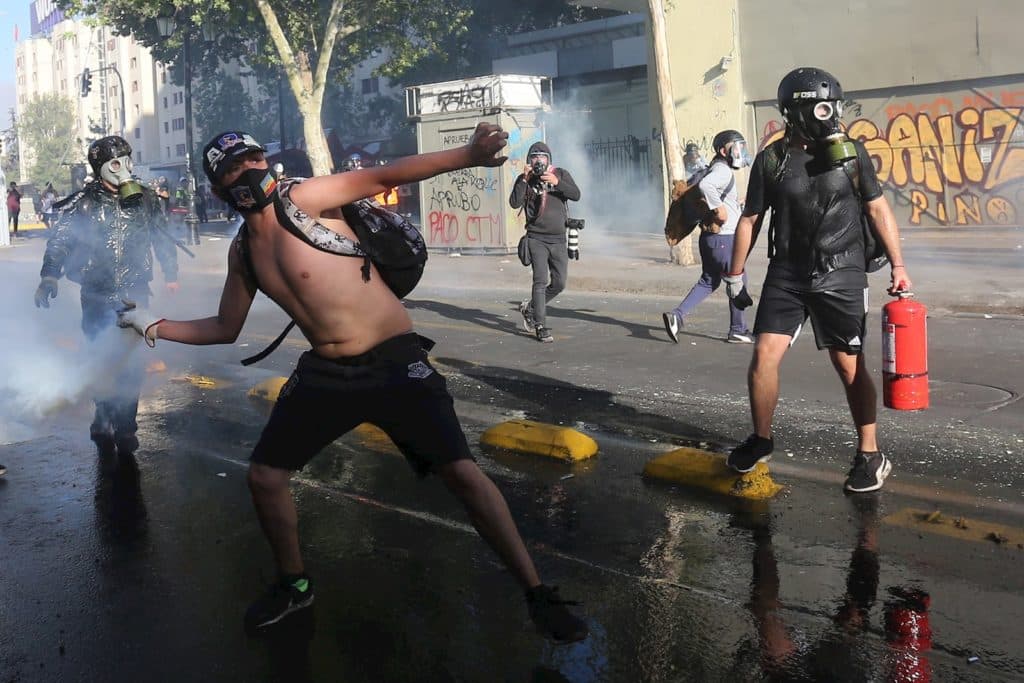 En imágenes: Chile vivió jornada de protestas, ahora en medio de la pandemia