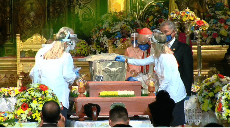 José Gregorio Hernández: así fue la exhumación de los restos del Venerable