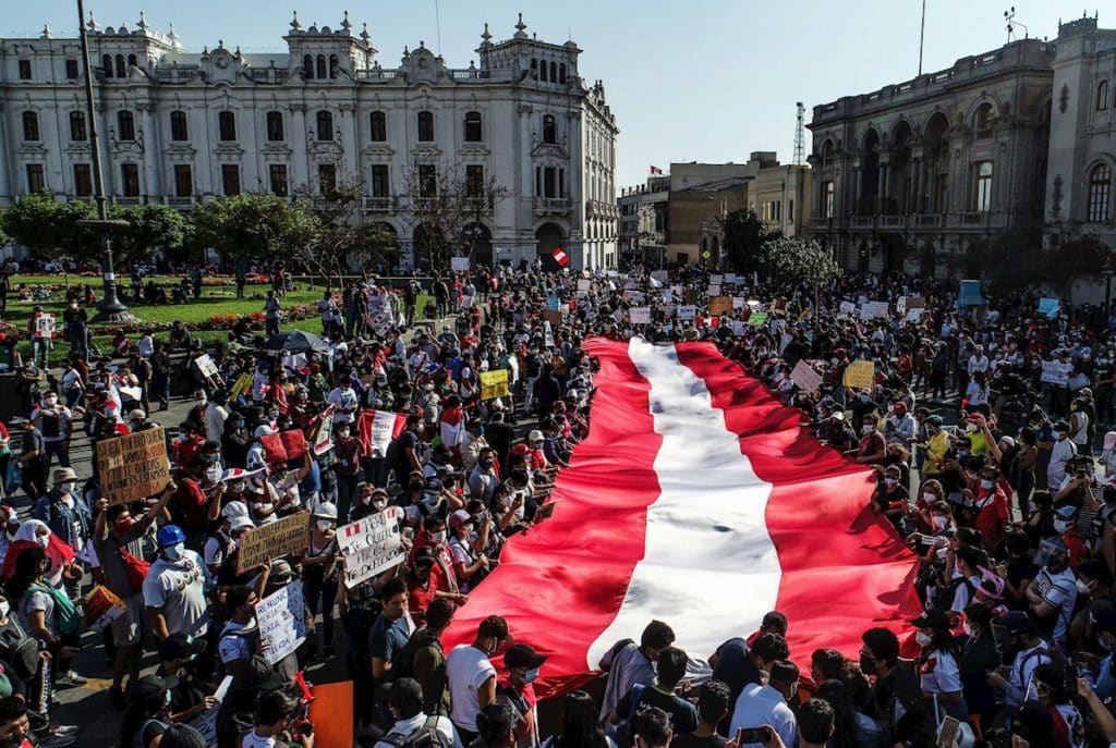En Perú hubo una masiva marcha