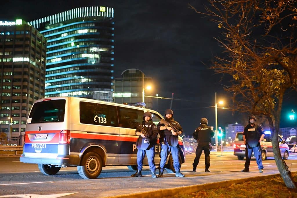 Caos en Viena tras una serie de atentados: varios muertos y heridos