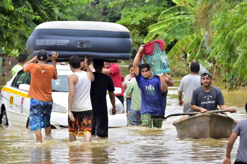 El paso devastador de la depresión tropical Eta por Centroamérica