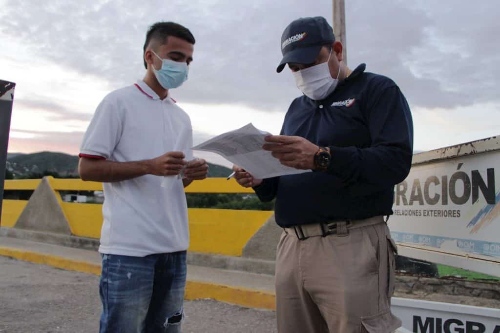 Colombia abrió corredor estudiantil en frontera con Venezuela
