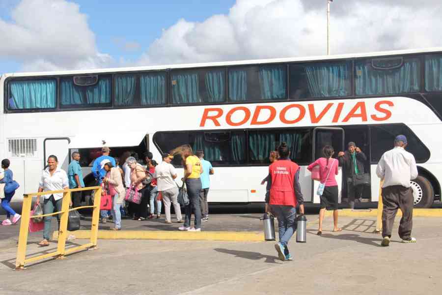 Transportistas retrasaron la reactivación de terminales terrestres