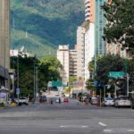 Poca afluencia de vehículos en Plaza Venezuela este 6 de diciembre