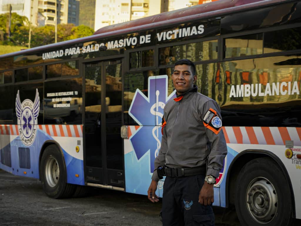 Un hallacazo para los más necesitados: la iniciativa que promueven organizaciones privadas en Venezuela