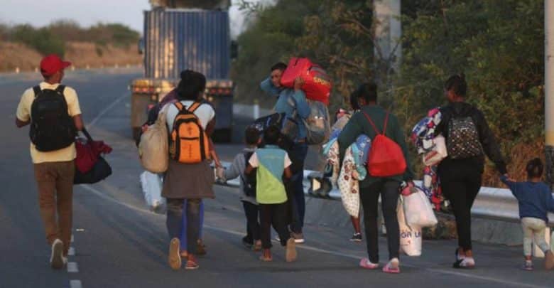 “Retornar en tiempos de pandemia”: más de 250.000 venezolanos regresaron al país
