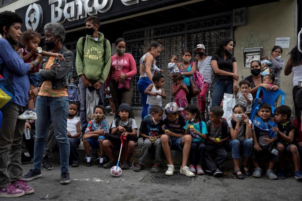 Pedir para vivir: la mendicidad crece en la crisis venezolana