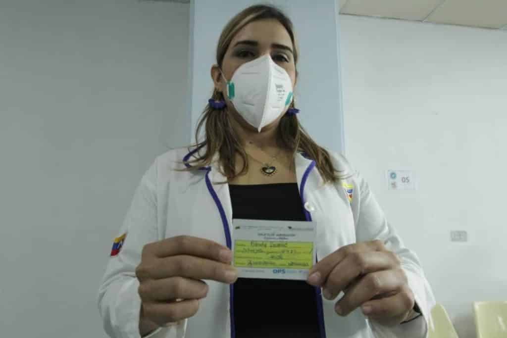 10 imágenes de cómo avanzan las jornadas de vacunación contra el covid-19 en Latinoamérica