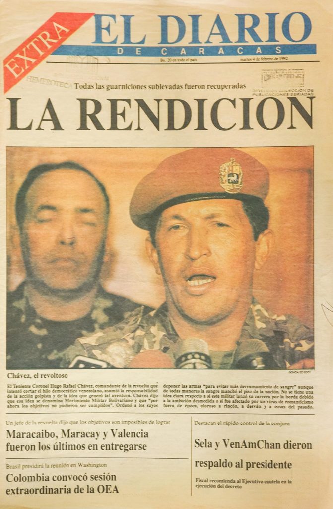 Portada de El Diario de Caracas, el 4 de febrero cuando ocurrió el golpe de estado fallido donde se muestra a Hugo Chávez comunicando a los medios