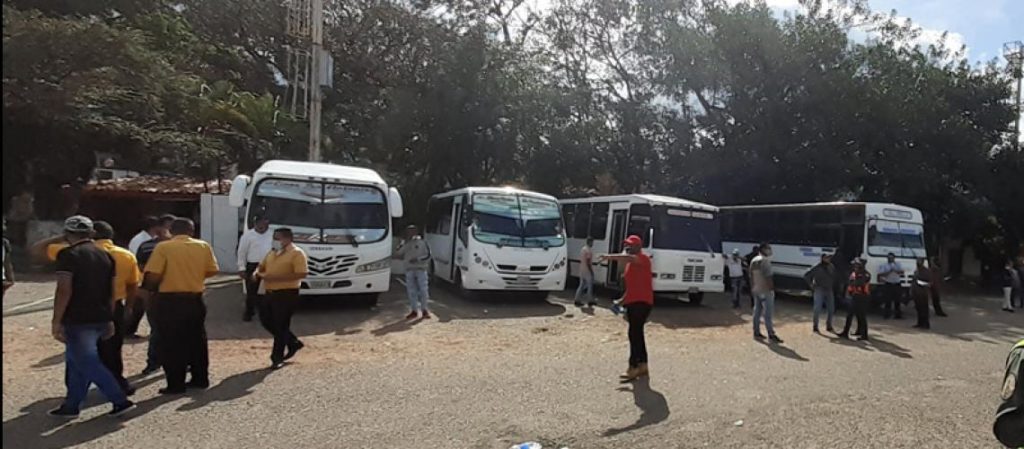 Pasajeros autobús táchira 