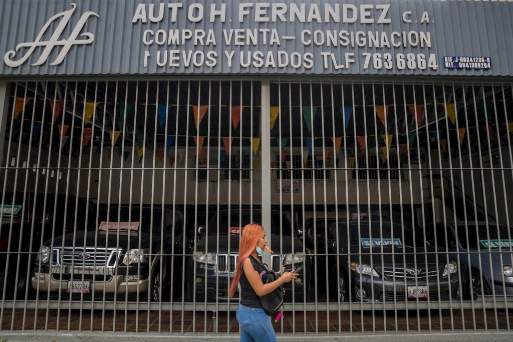 En Venezuela no alcanza una vida para comprar casa propia