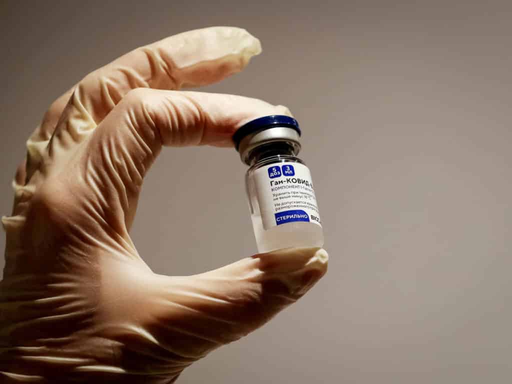 EE UU autorizó la cuarta dosis contra el covid-19 para mayores de 50 años