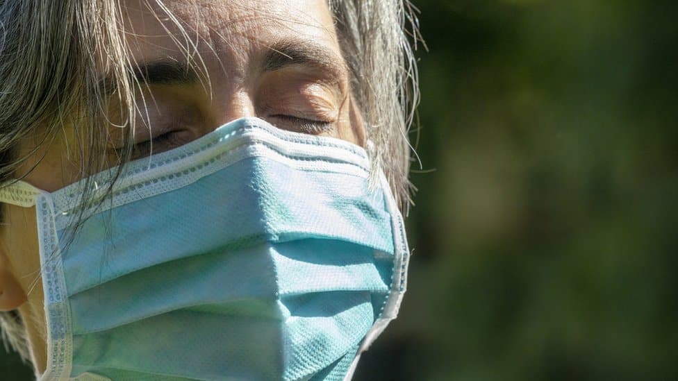 Vacuna contra la covid-19: cuáles son los efectos secundarios más comunes de las vacunas contra el coronavirus (y por qué es normal tenerlos)