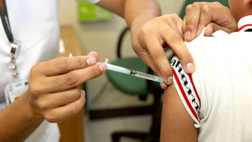 El plan de vacunación contra el covid-19 del régimen venezolano y sus irregularidades