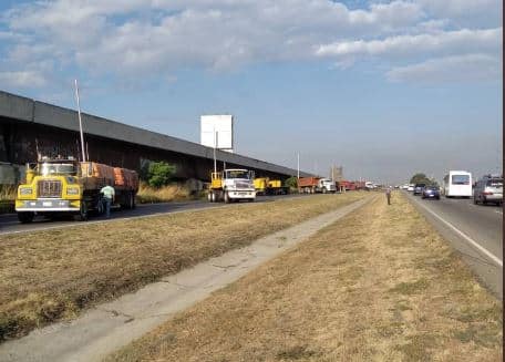 Las imágenes que deja la protesta de gandoleros en la Autopista Regional del Centro