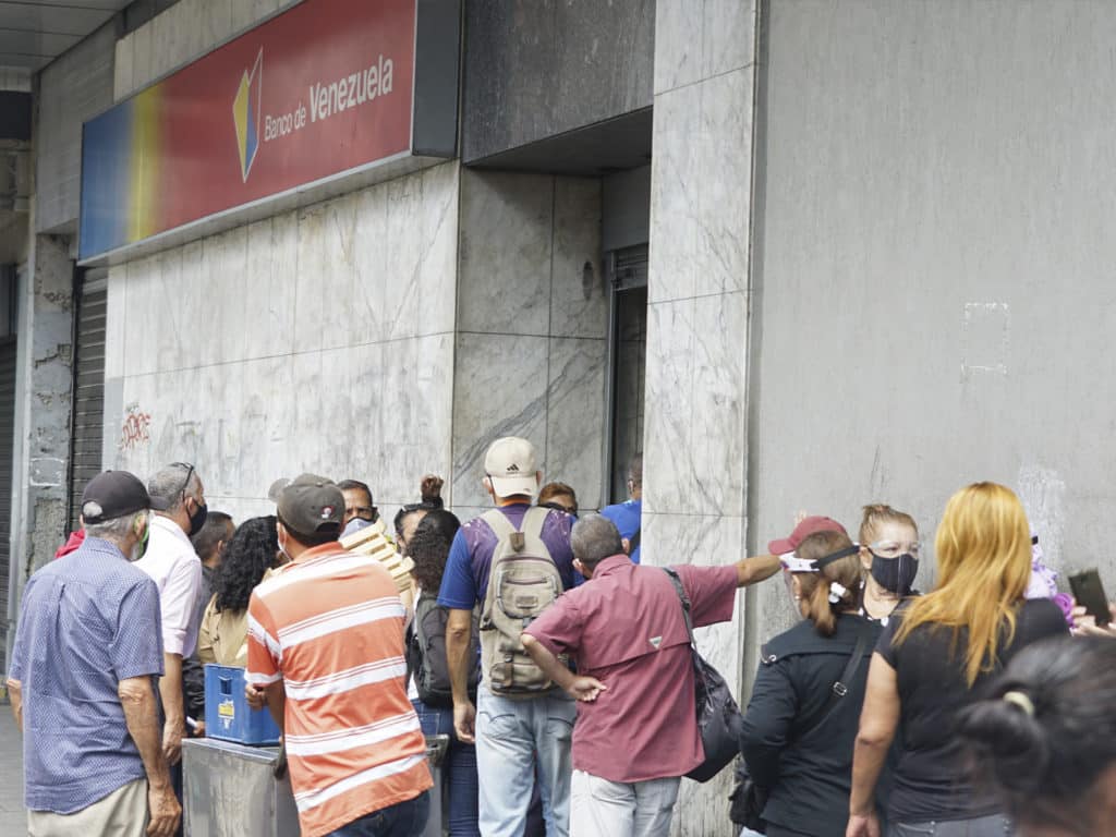 De este a oeste: Caracas ignoró las restricciones de la flexibilización parcial