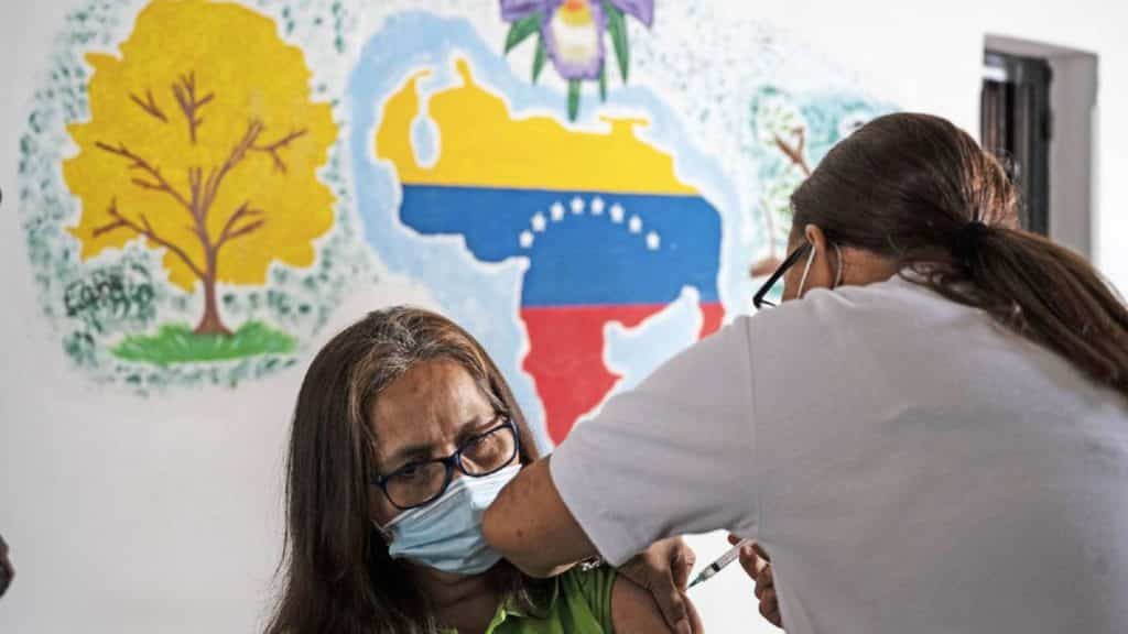 Venezuela recibió 50.000 vacunas Sputnik V en medio de la segunda ola de covid-19