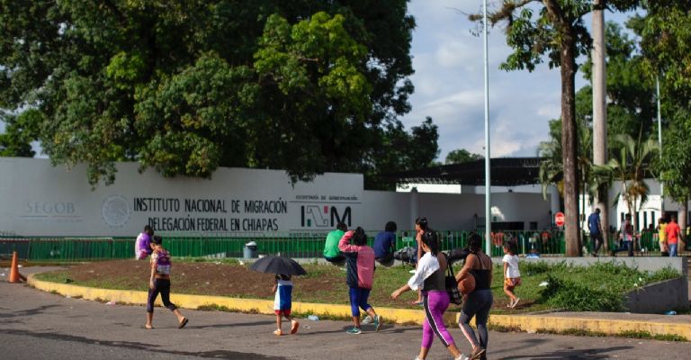 HRW constató que solicitantes de asilo venezolanos sufren extorsiones y secuestros en México