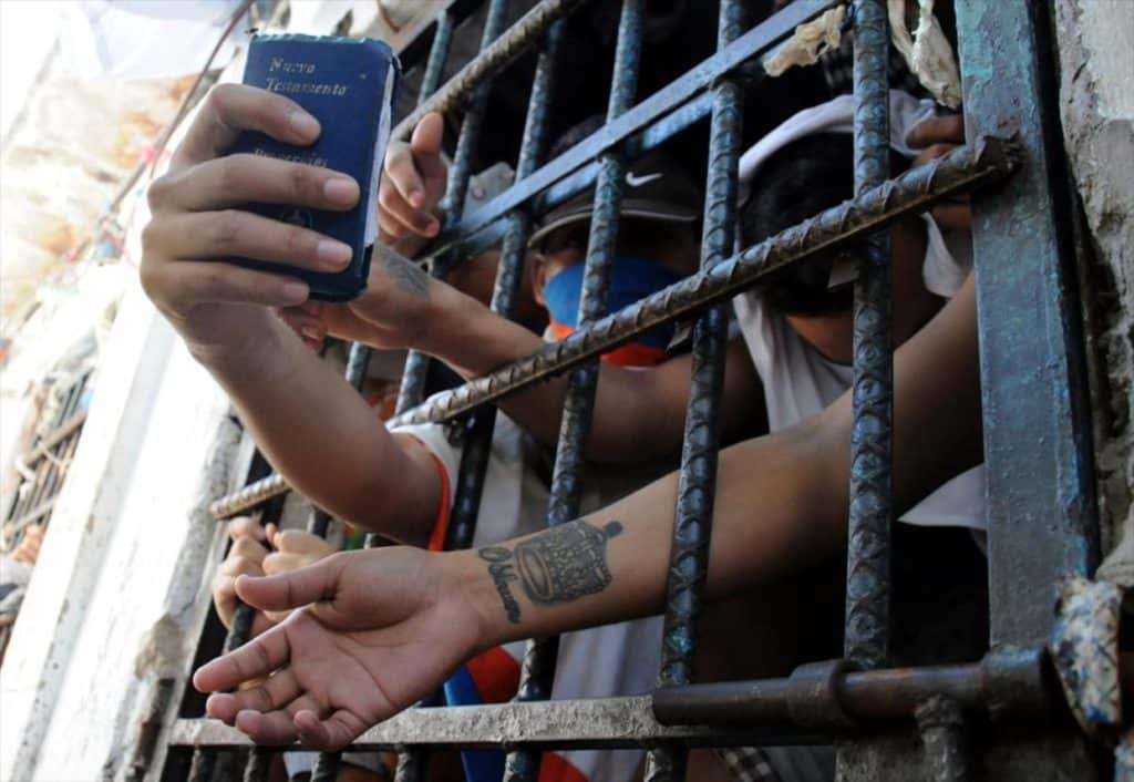 Hacinamiento, enfermedades y retardo procesal, los principales padecimientos de los presos en Venezuela 