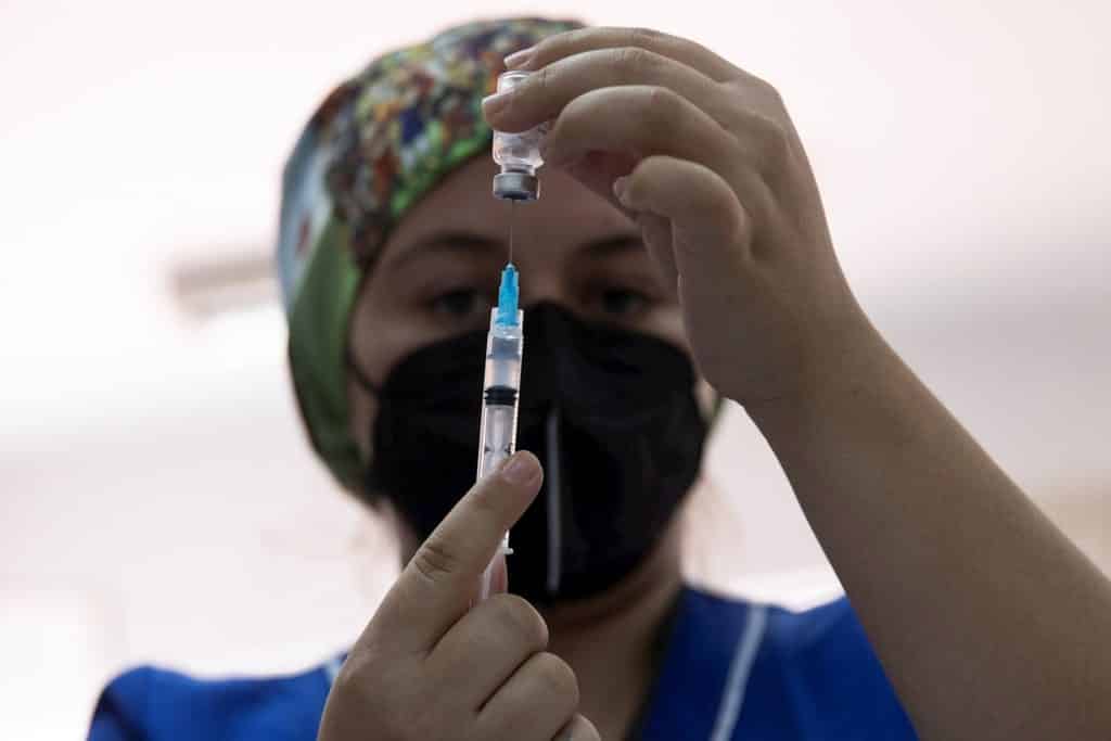 Plan Nacional de Vacunación creíble: lo que se conoce de la estrategia de la Academia de Medicina