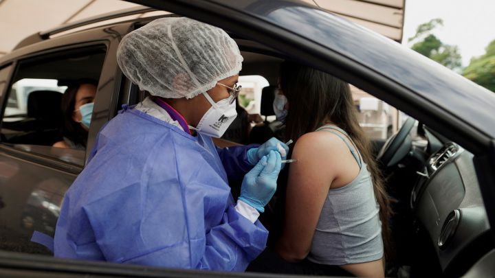 Latinoamérica registra repunte de casos de covid-19 a pesar de la vacunación