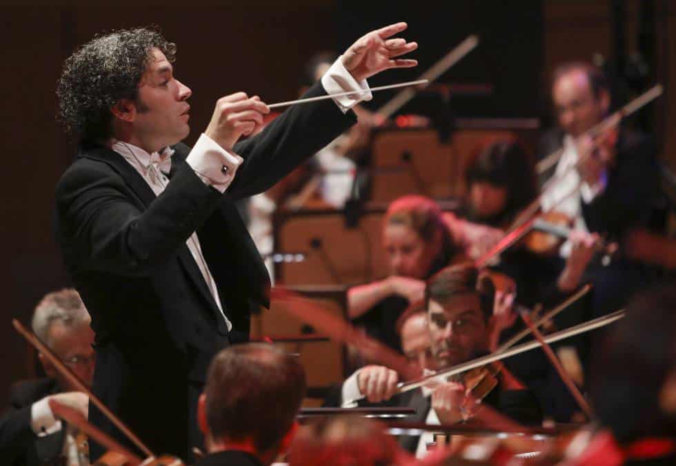 Gustavo Dudamel llevará la batuta de la Ópera de París desde agosto de 2021