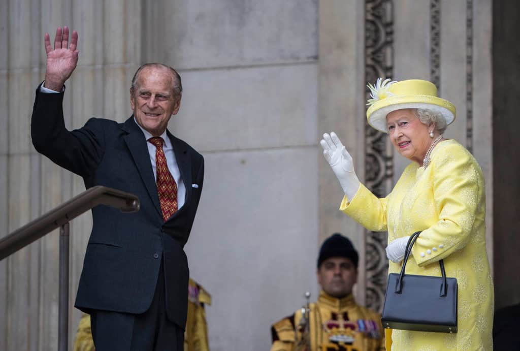Reina Isabel II y el duque