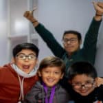 El venezolano que fundó su academia de ajedrez en Chile y da clases a niños invidentes
