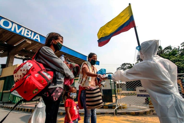 Colombia Entregará 100 000 Permisos Temporales Más A Venezolanos