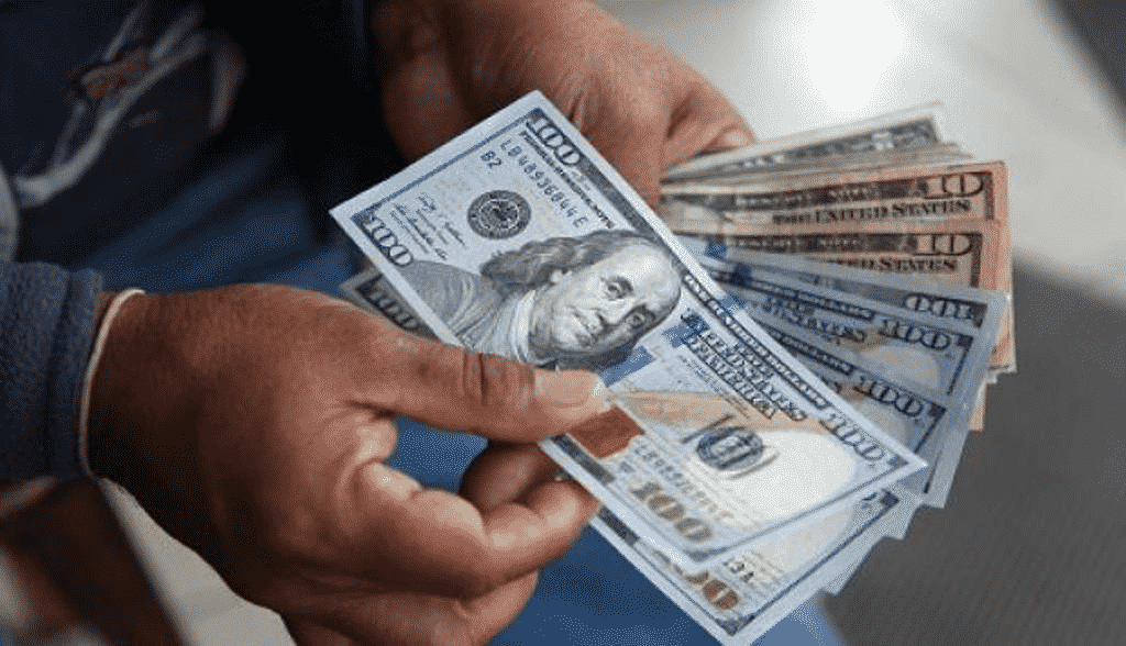 La casa de cambio Zoom ahora permite retirar remesas en dólares en efectivo