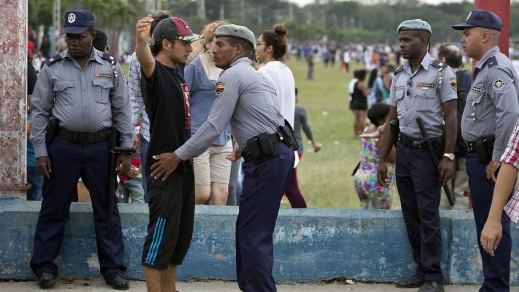 Régimen cubano y la violencia policial