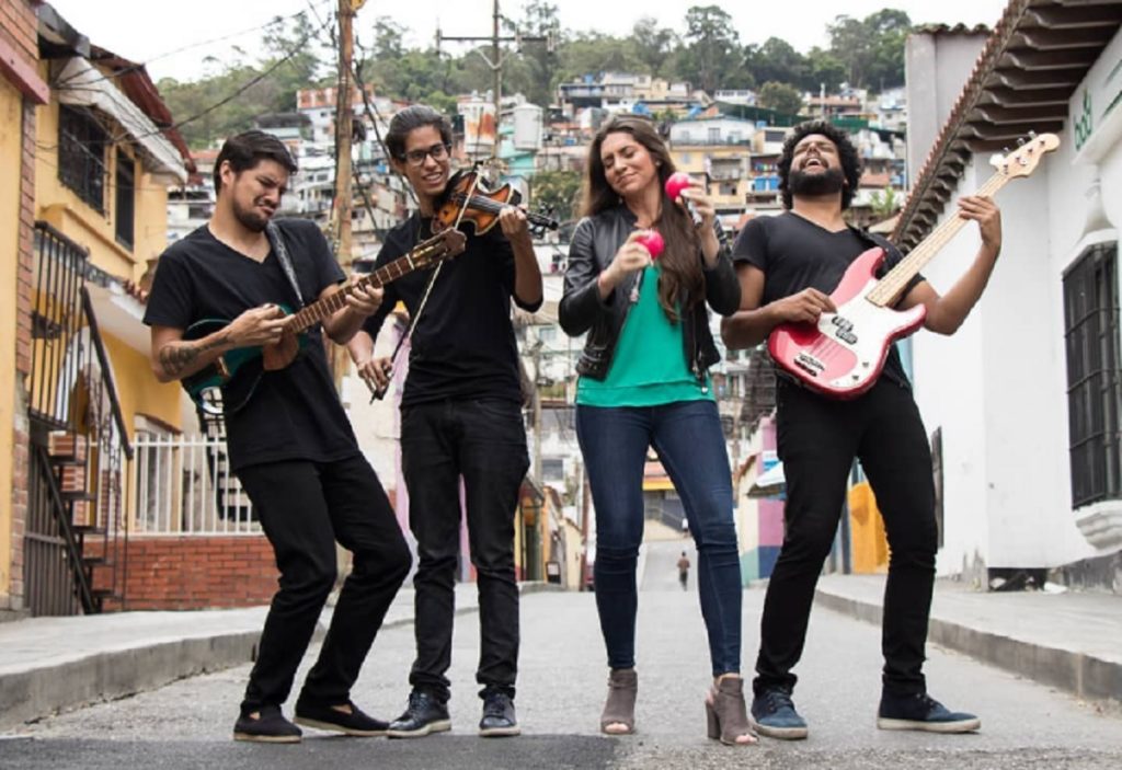 La agrupación venezolana que renace en la escena musical apostando al neofolklore
