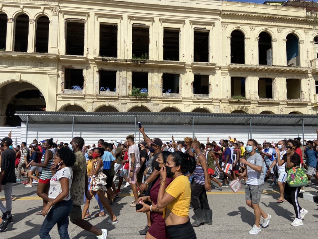 Las imágenes de las masivas protestas en Cuba
