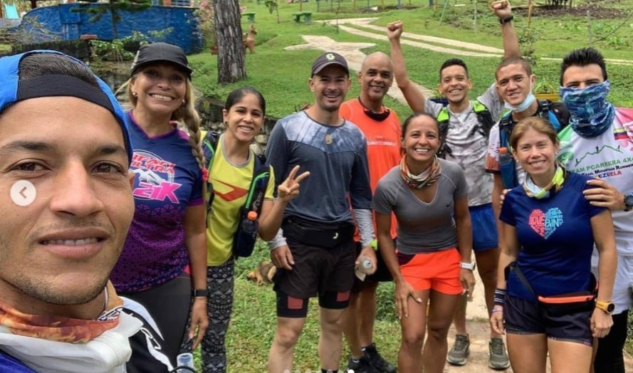 16 atletas venezolanos buscan apoyo económico para correr en Chile, mientras apuntan a París 2024